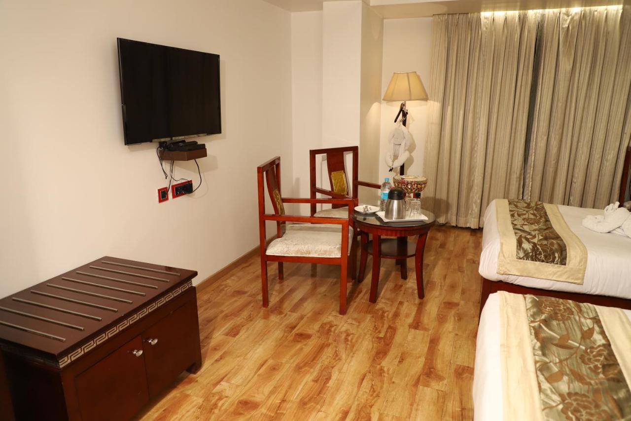 Republic Hotel Patna  Dış mekan fotoğraf