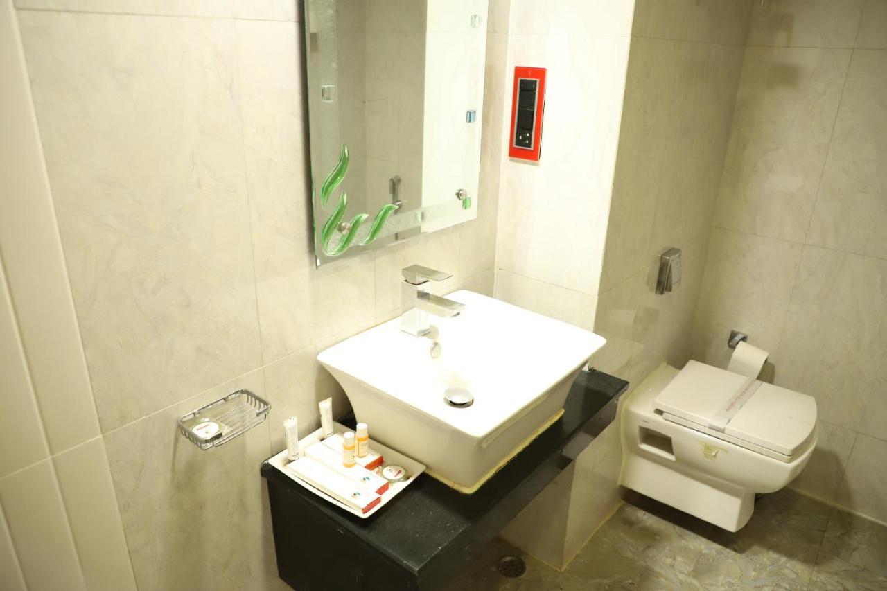 Republic Hotel Patna  Dış mekan fotoğraf