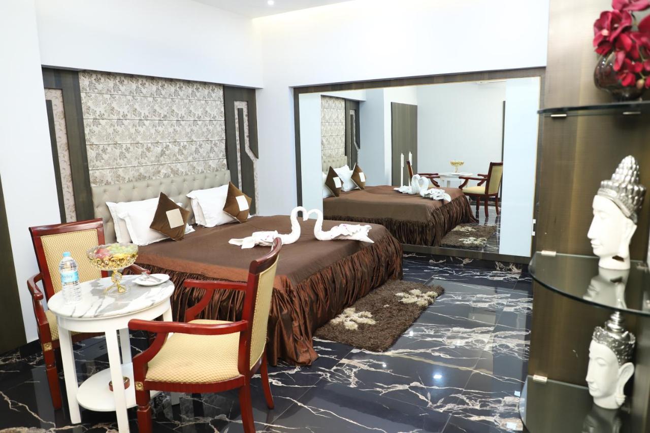 Republic Hotel Patna  Dış mekan fotoğraf
